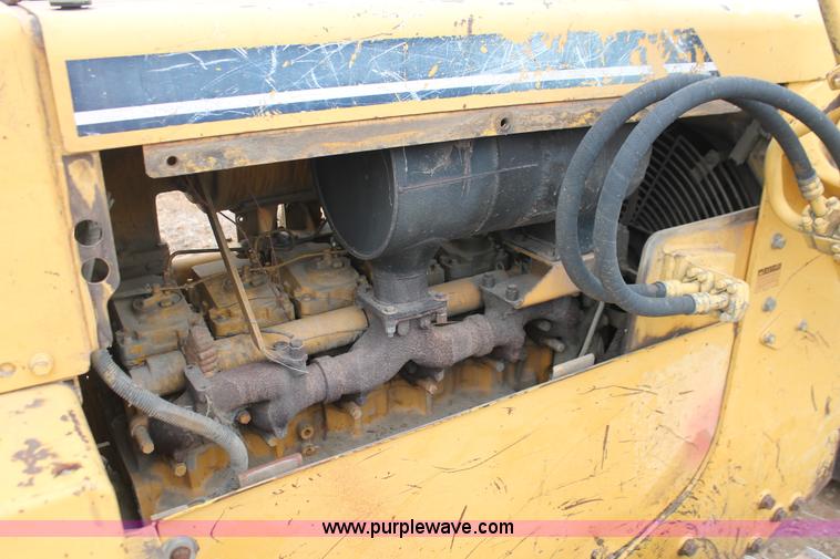image for item H4204 1993 Komatsu D58E-1 dozer