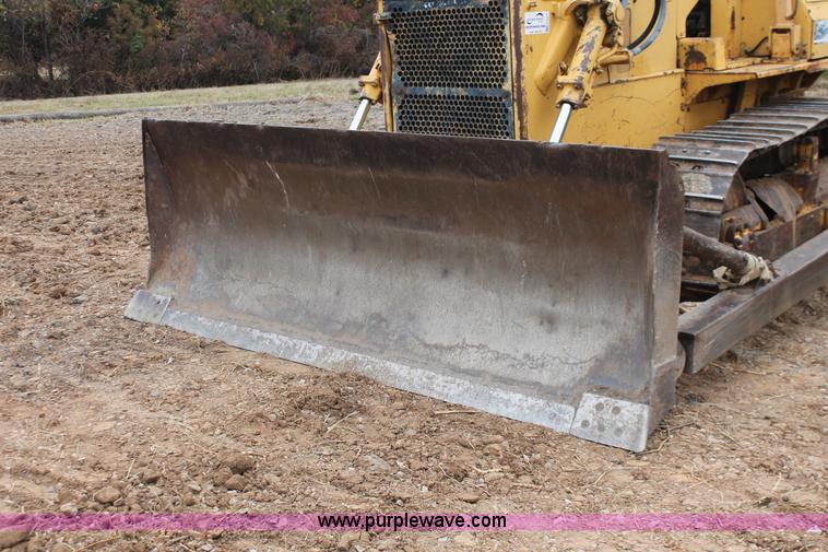 image for item H4204 1993 Komatsu D58E-1 dozer