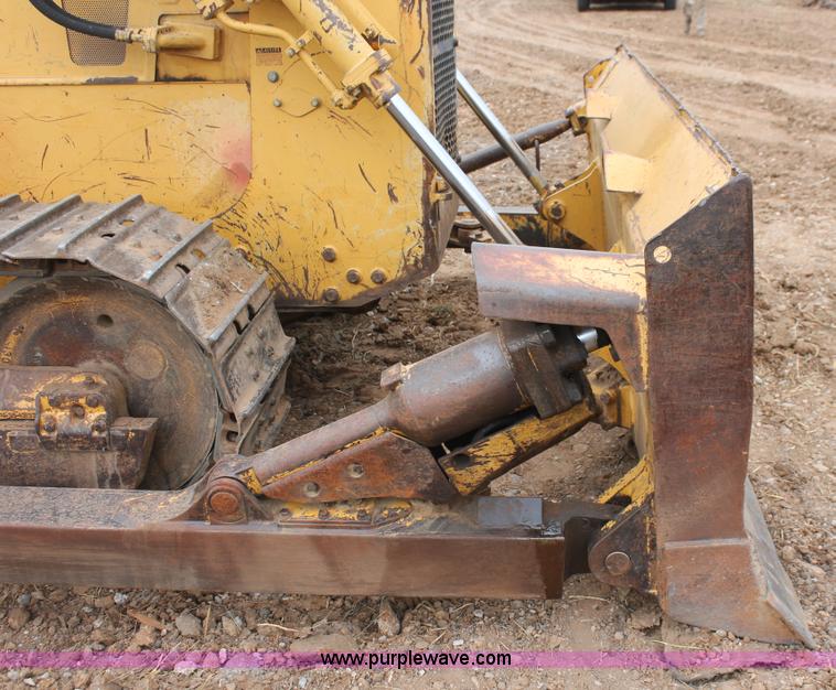image for item H4204 1993 Komatsu D58E-1 dozer