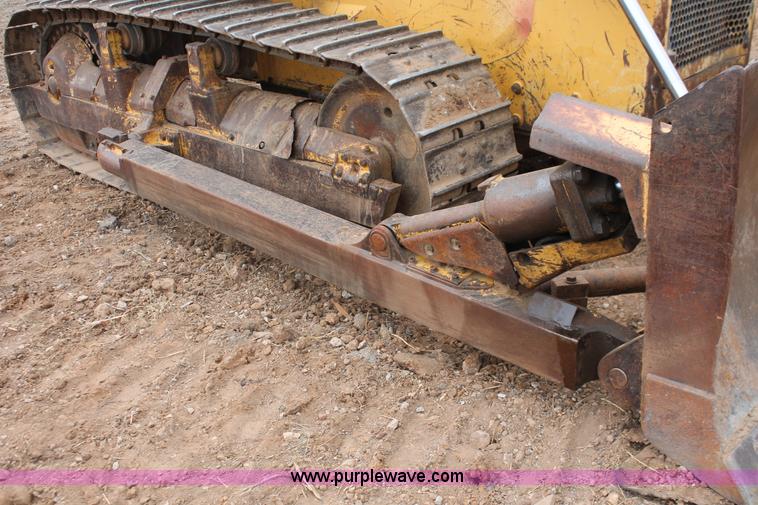 image for item H4204 1993 Komatsu D58E-1 dozer