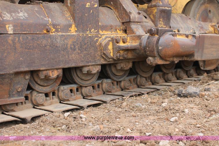 image for item H4204 1993 Komatsu D58E-1 dozer