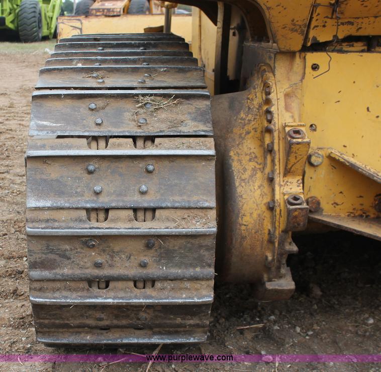 image for item H4204 1993 Komatsu D58E-1 dozer