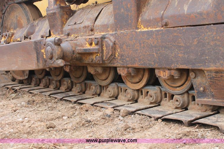 image for item H4204 1993 Komatsu D58E-1 dozer