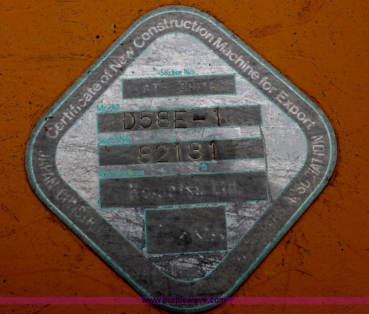 image for item H4204 1993 Komatsu D58E-1 dozer