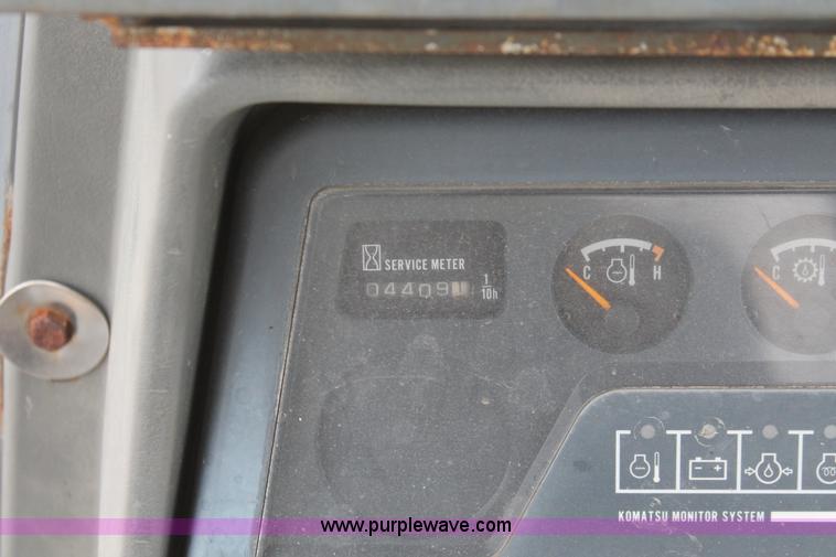 image for item H4205 2001 Komatsu D41E-6 dozer