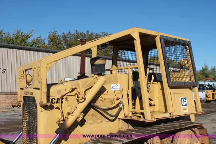 image for item H4207 1978 Caterpillar D4E dozer