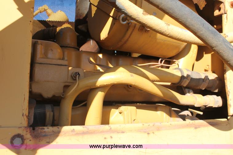 image for item H4207 1978 Caterpillar D4E dozer