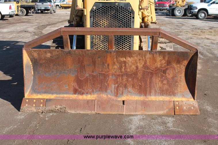 image for item H4207 1978 Caterpillar D4E dozer
