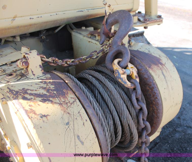 image for item H4207 1978 Caterpillar D4E dozer