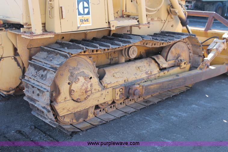image for item H4207 1978 Caterpillar D4E dozer