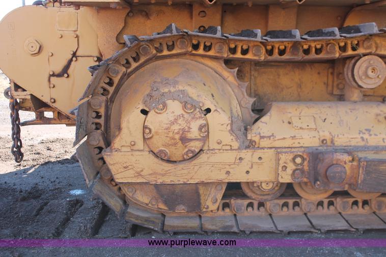 image for item H4207 1978 Caterpillar D4E dozer