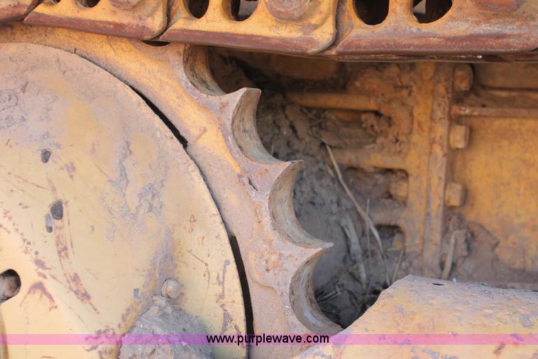 image for item H4207 1978 Caterpillar D4E dozer