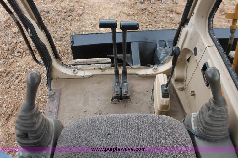 image for item H4212 1998 Caterpillar 307B mini excavator