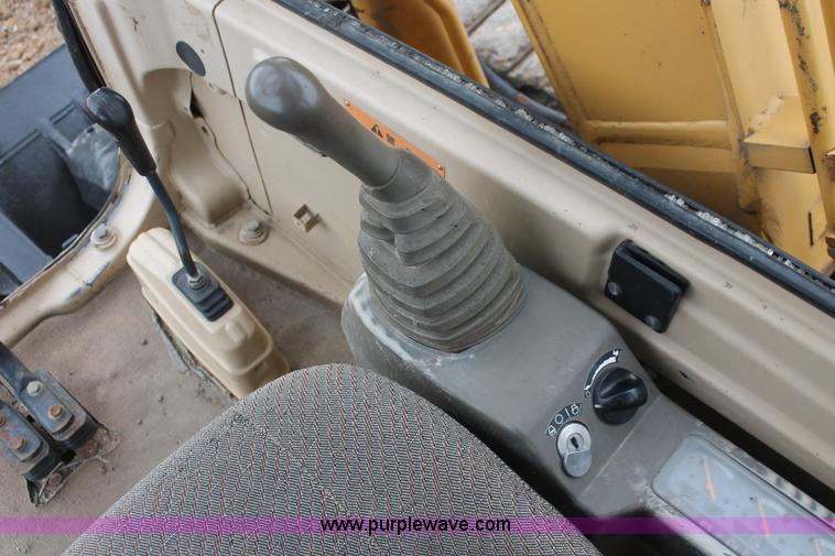 image for item H4212 1998 Caterpillar 307B mini excavator