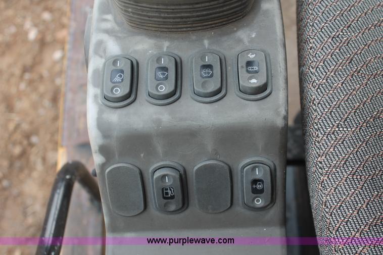 image for item H4212 1998 Caterpillar 307B mini excavator