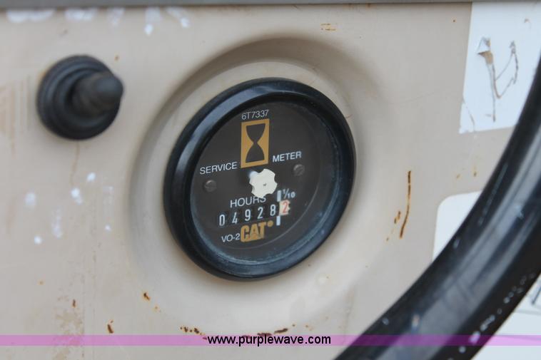 image for item H4212 1998 Caterpillar 307B mini excavator