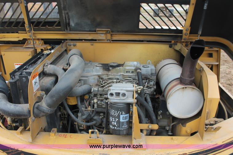 image for item H4212 1998 Caterpillar 307B mini excavator