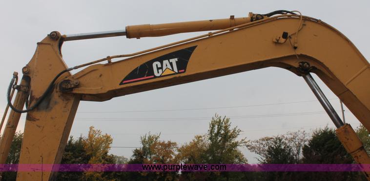 image for item H4212 1998 Caterpillar 307B mini excavator