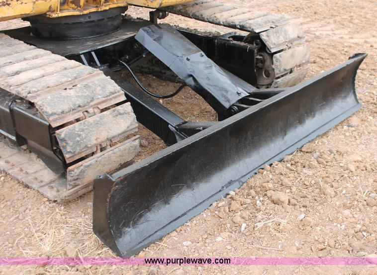 image for item H4212 1998 Caterpillar 307B mini excavator