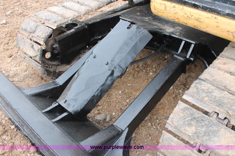 image for item H4212 1998 Caterpillar 307B mini excavator