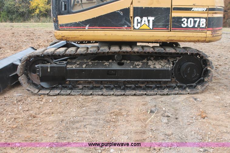image for item H4212 1998 Caterpillar 307B mini excavator