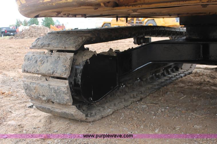 image for item H4212 1998 Caterpillar 307B mini excavator