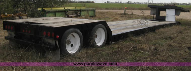 image for item H4375 1999 XL Specialized 70MF0 RGN trailer