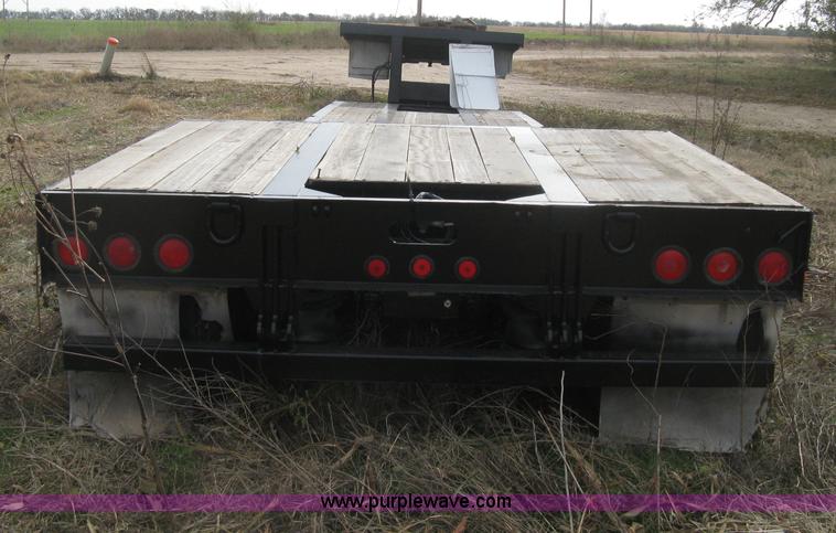 image for item H4375 1999 XL Specialized 70MF0 RGN trailer