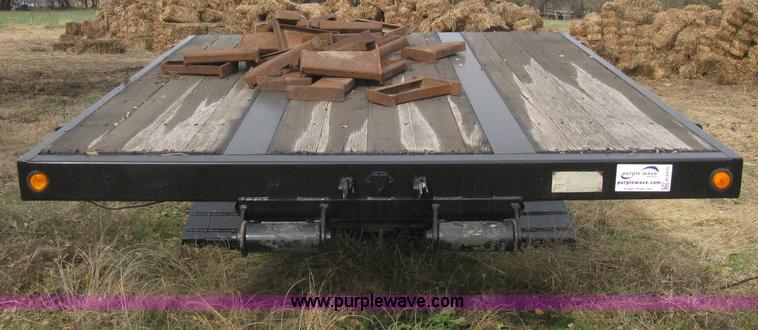 image for item H4375 1999 XL Specialized 70MF0 RGN trailer