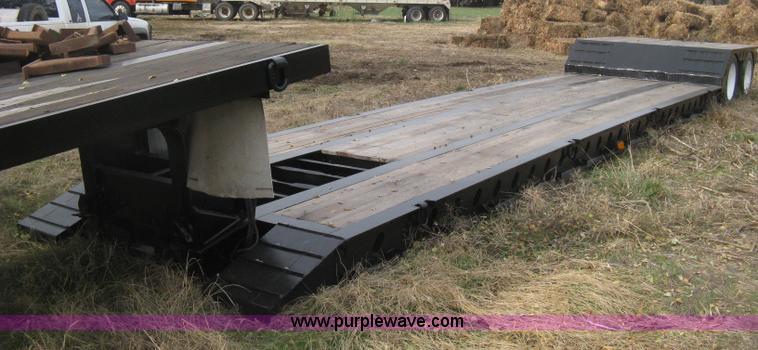 image for item H4375 1999 XL Specialized 70MF0 RGN trailer