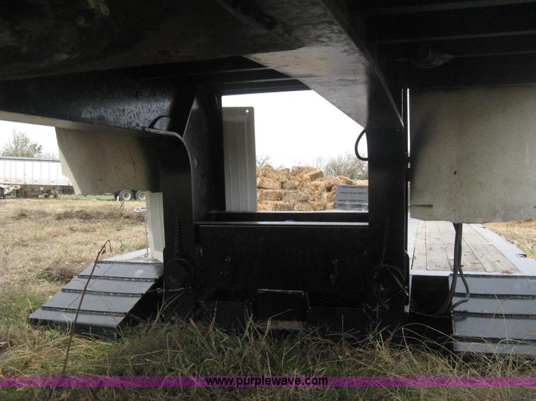 image for item H4375 1999 XL Specialized 70MF0 RGN trailer