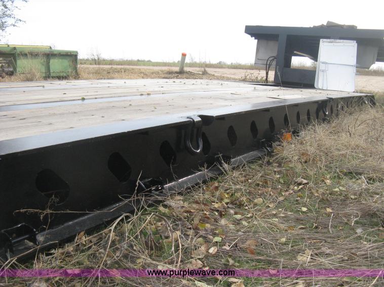 image for item H4375 1999 XL Specialized 70MF0 RGN trailer