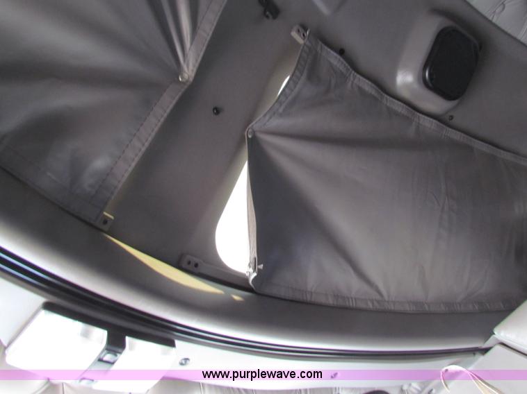 image for item H7272 2005 Kenworth W900 semi truck