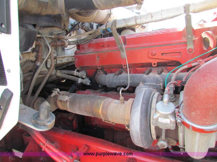 image for item H7272 2005 Kenworth W900 semi truck