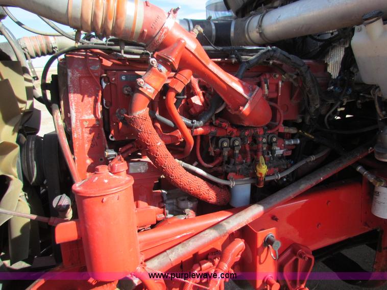 image for item H7272 2005 Kenworth W900 semi truck