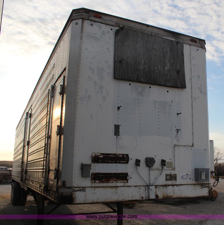 image for item H7867 1979 American 45' dry van trailer