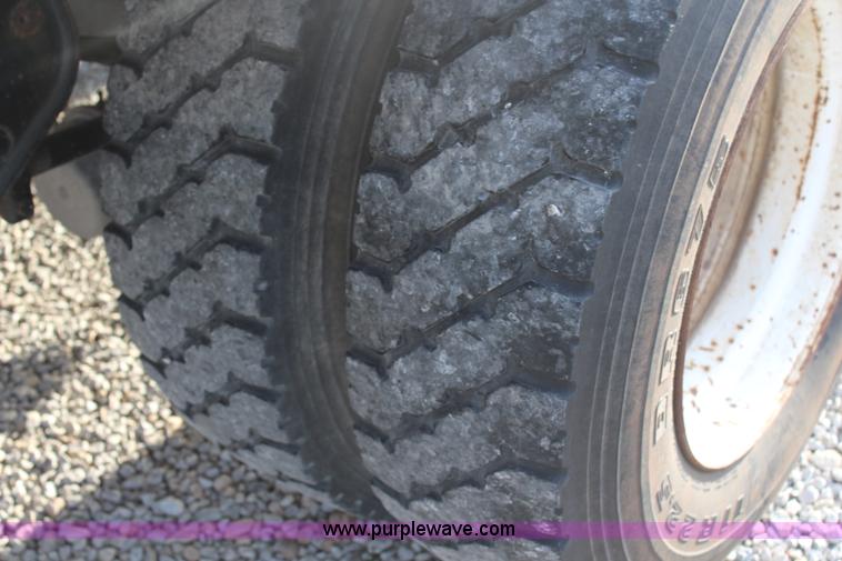 image for item H7867 1979 American 45' dry van trailer