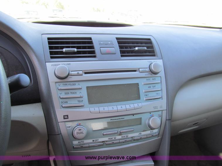 image for item G9729 2007 Toyota Camry LE