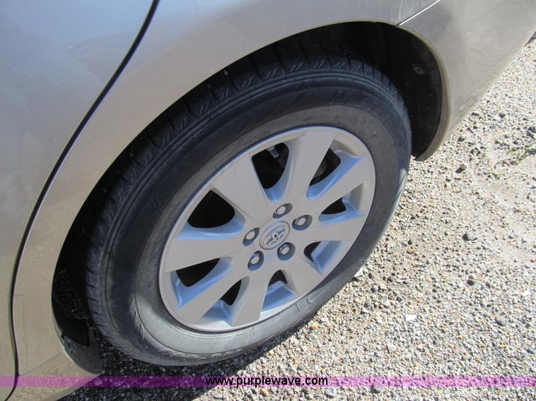 image for item G9729 2007 Toyota Camry LE