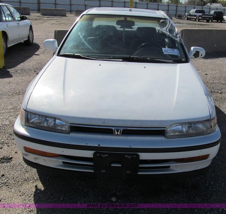 image for item G9733 1992 Honda Accord EX