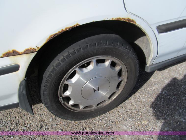 image for item G9733 1992 Honda Accord EX