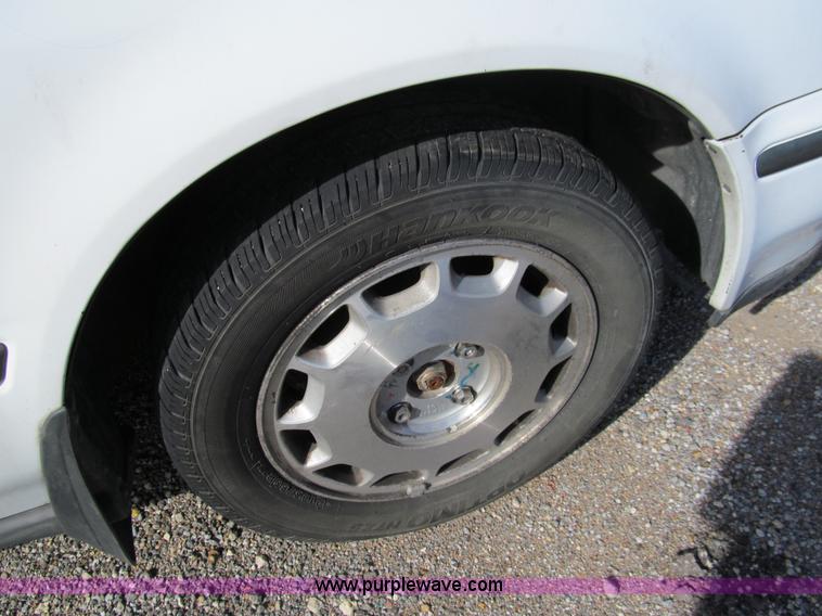 image for item G9733 1992 Honda Accord EX