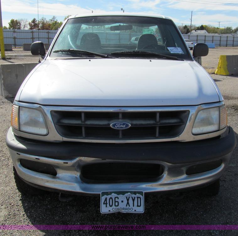 image for item G9734 1997 Ford F250 XL pickup truck