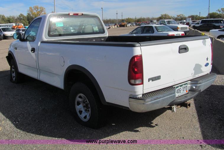 image for item G9734 1997 Ford F250 XL pickup truck