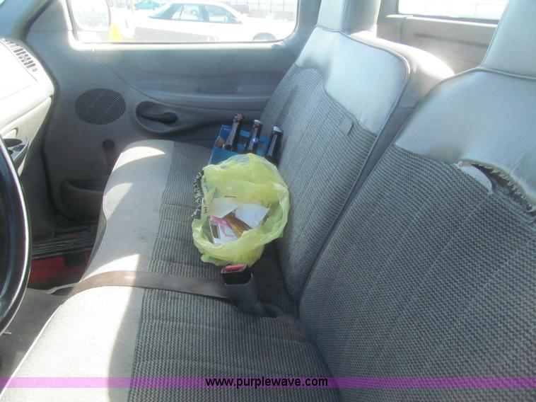 image for item G9734 1997 Ford F250 XL pickup truck