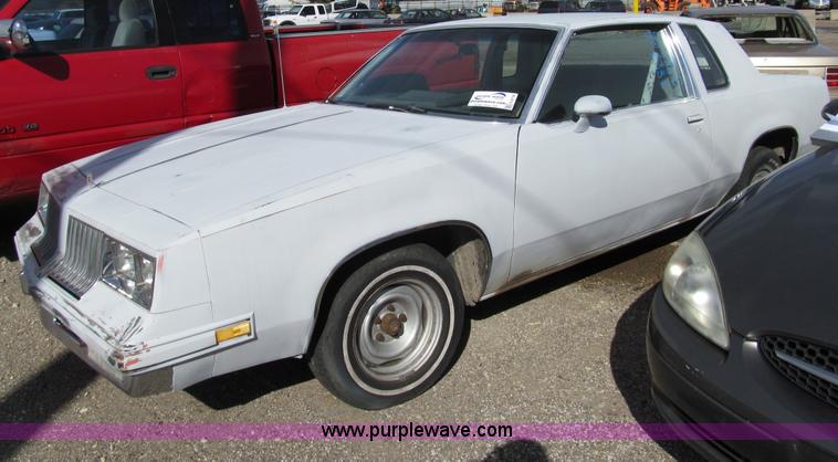 image for item G9738 1984 Oldsmobile Cutlass Supreme