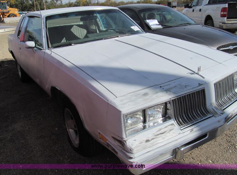 image for item G9738 1984 Oldsmobile Cutlass Supreme