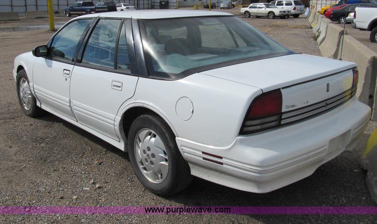 image for item G9740 1997 Oldsmobile Cutlass