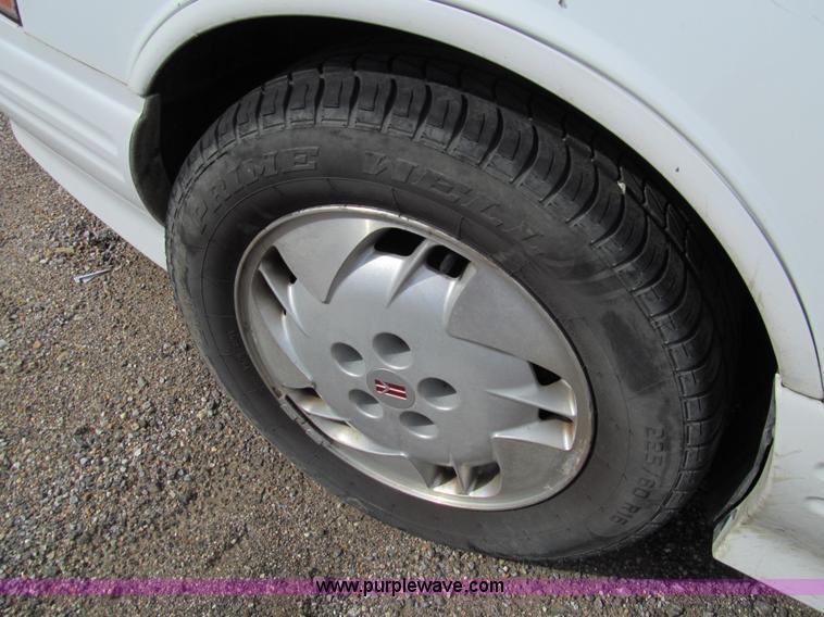 image for item G9740 1997 Oldsmobile Cutlass
