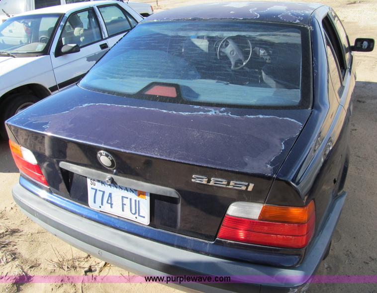 image for item G9743 1992 BMW 325i